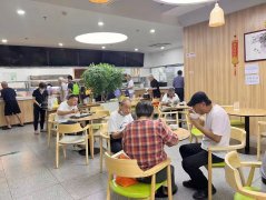 用数智化赋能社区老年食堂，实现智慧用餐新体验